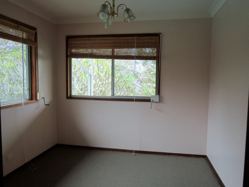 16 Margaret Street, Point Clare NSW 2250