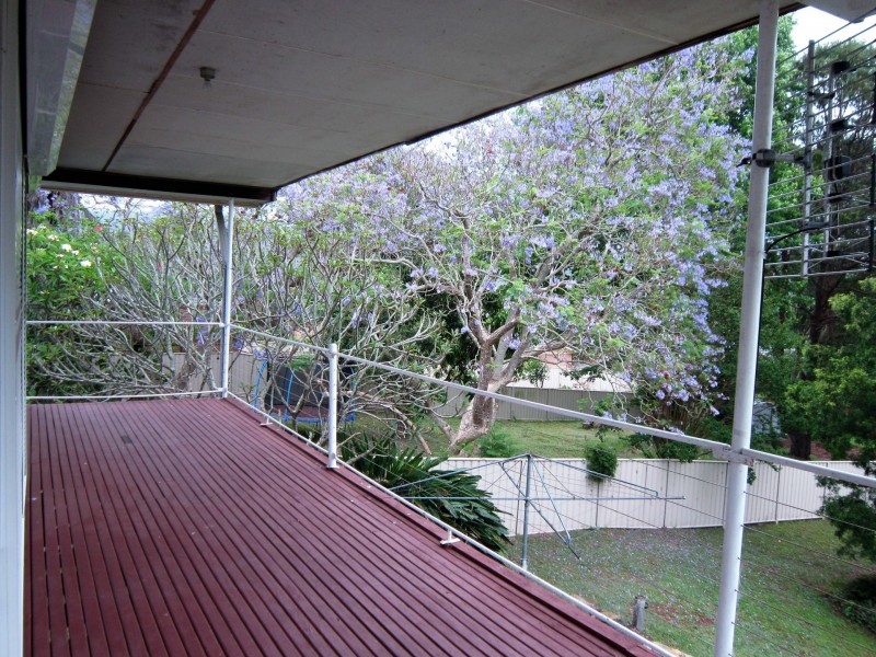 16 Margaret Street, Point Clare NSW 2250