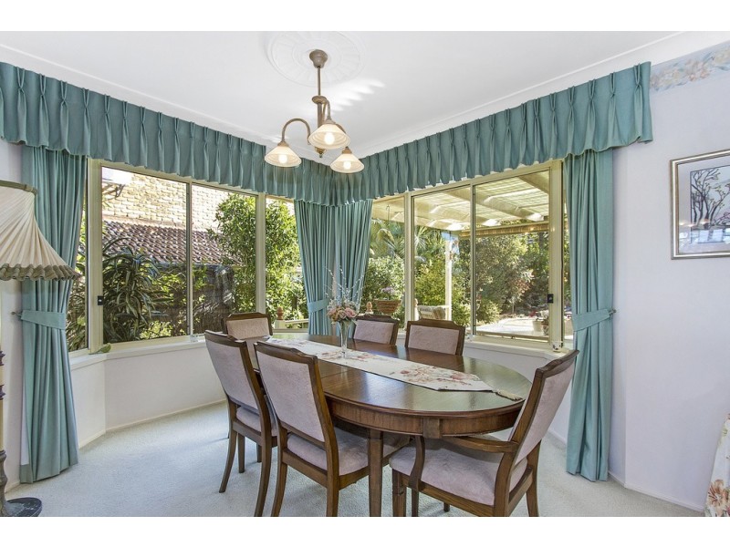 4 Sunny Waters Road, Kincumber NSW 2251