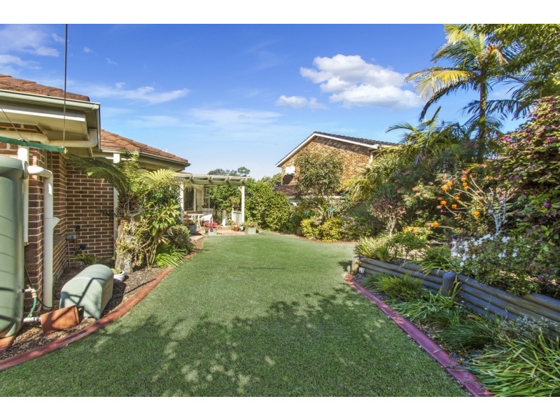 4 Sunny Waters Road, Kincumber NSW 2251