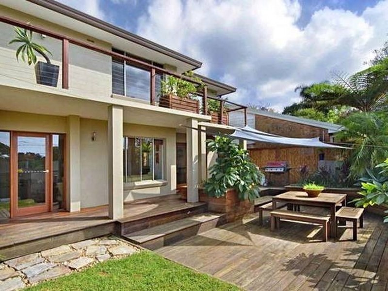 1/2 Brentwood Avenue, Point Clare NSW 2250