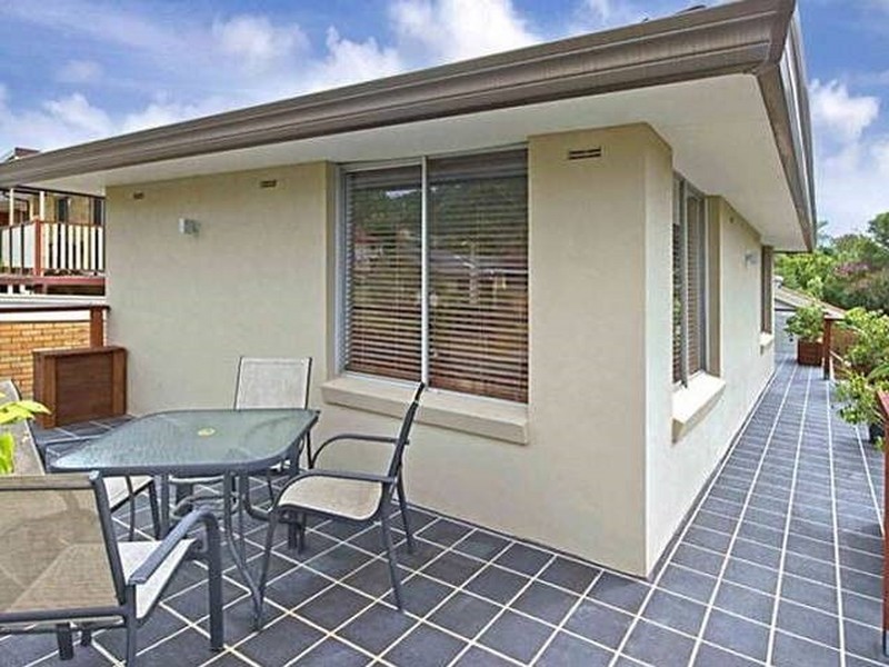 1/2 Brentwood Avenue, Point Clare NSW 2250