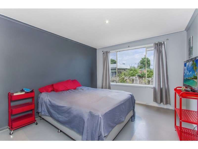 2/69a Brisbane Water Drive, Point Clare NSW 2250