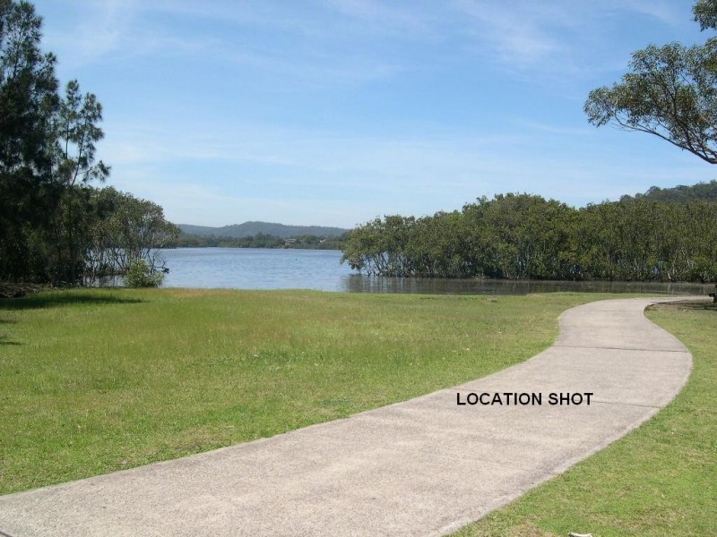 2/69a Brisbane Water Drive, Point Clare NSW 2250