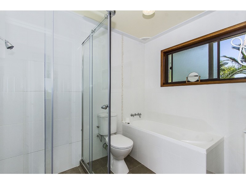 158 Brisbane Water Drive, Point Clare NSW 2250