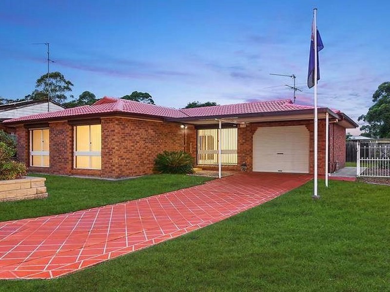 6 Simpson Close, Kariong NSW 2250