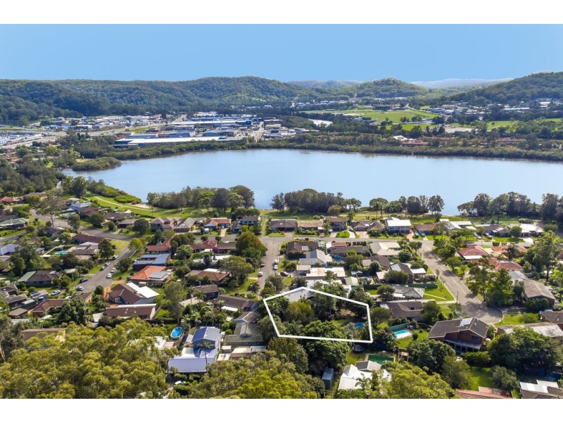 9 Shoreview Close, Point Clare NSW 2250