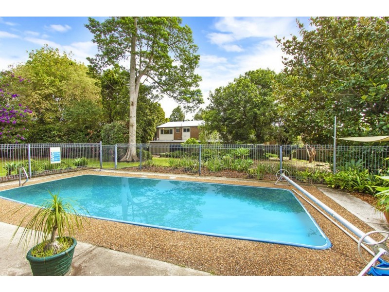 9 Shoreview Close, Point Clare NSW 2250