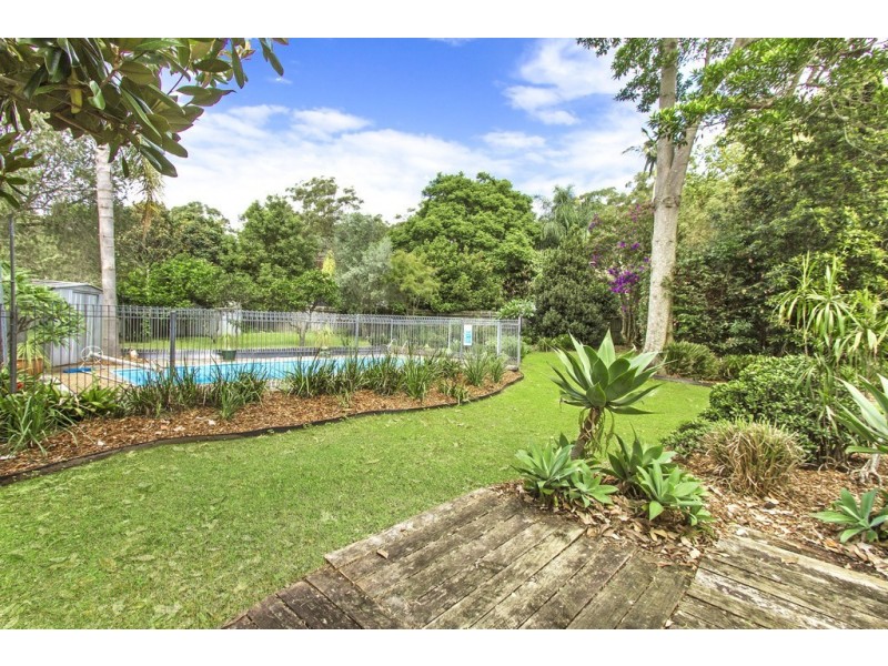 9 Shoreview Close, Point Clare NSW 2250