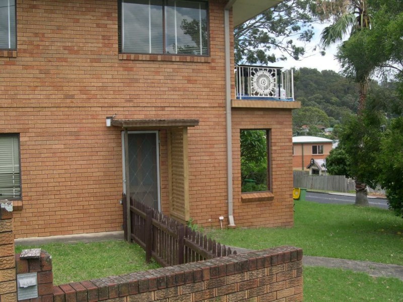 17a Alukea Avenue, Point Clare NSW 2250