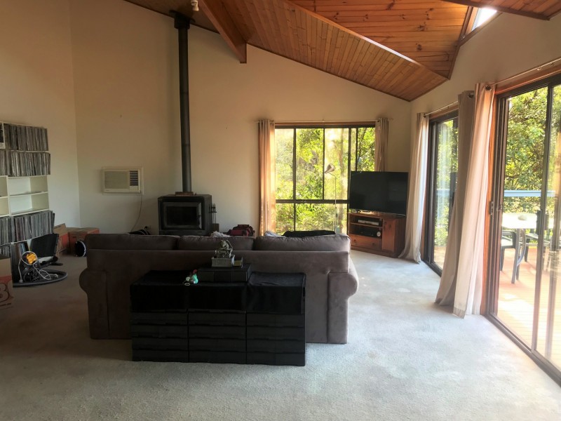 31 Scott Street, Point Clare NSW 2250