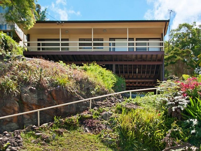 12 SANDSTONE CRESCENT, Tascott NSW 2250
