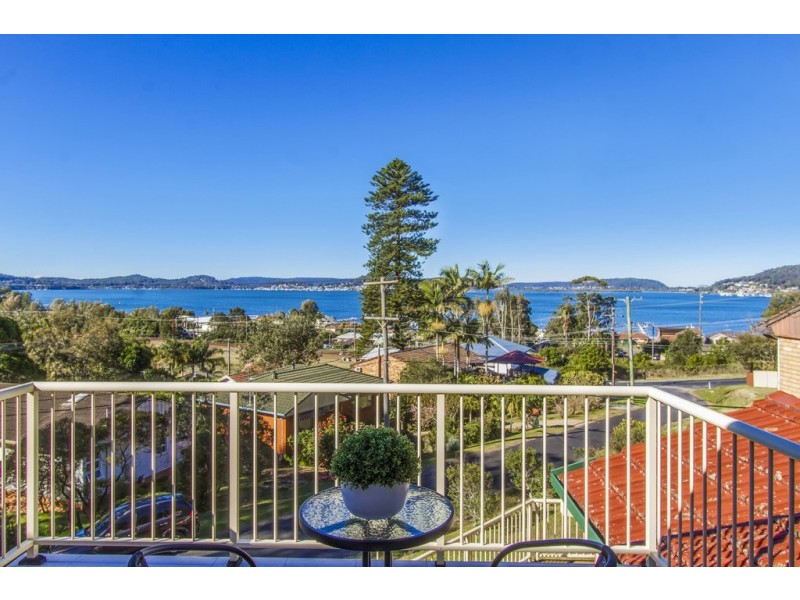 5 Jacaranda Crescent, Tascott NSW 2250