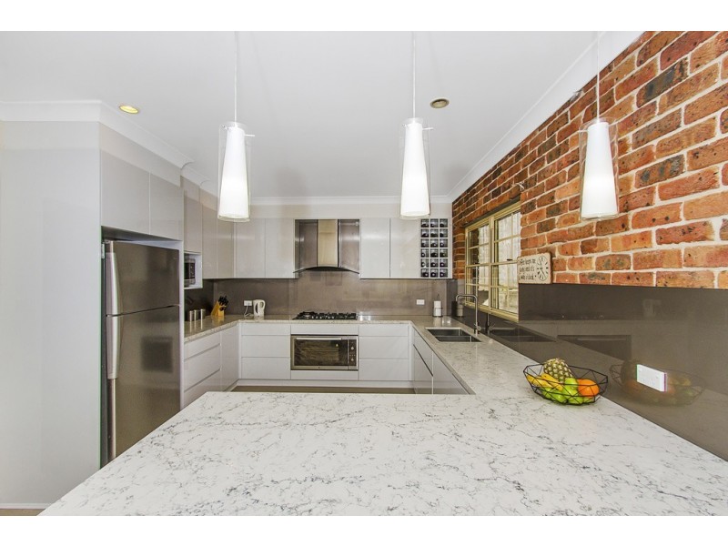 5 Jacaranda Crescent, Tascott NSW 2250