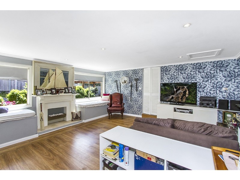 2/156a Brisbane Water Drive, Point Clare NSW 2250