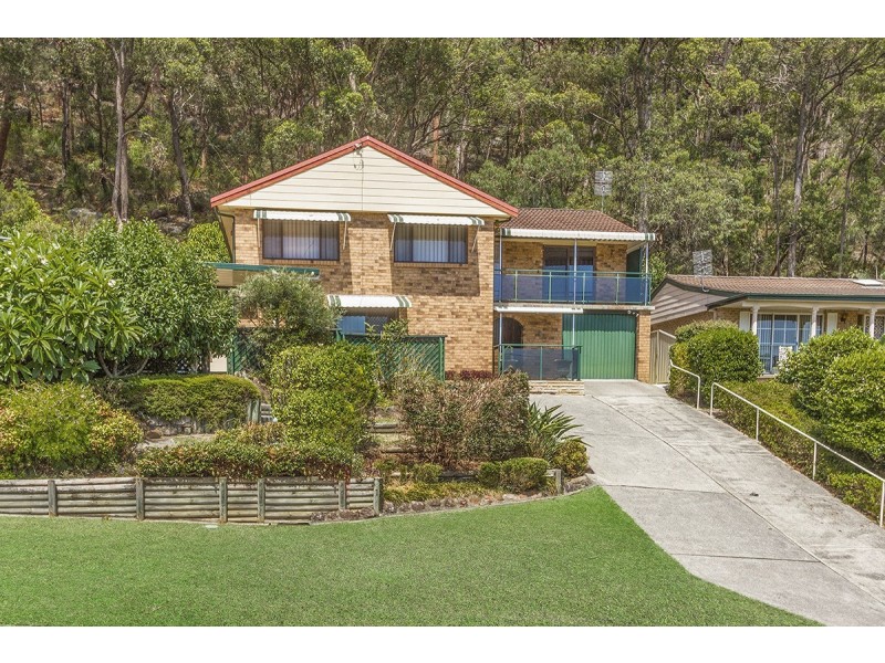 69 Wendy Drive, Point Clare NSW 2250