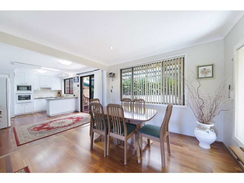 69 Wendy Drive, Point Clare NSW 2250