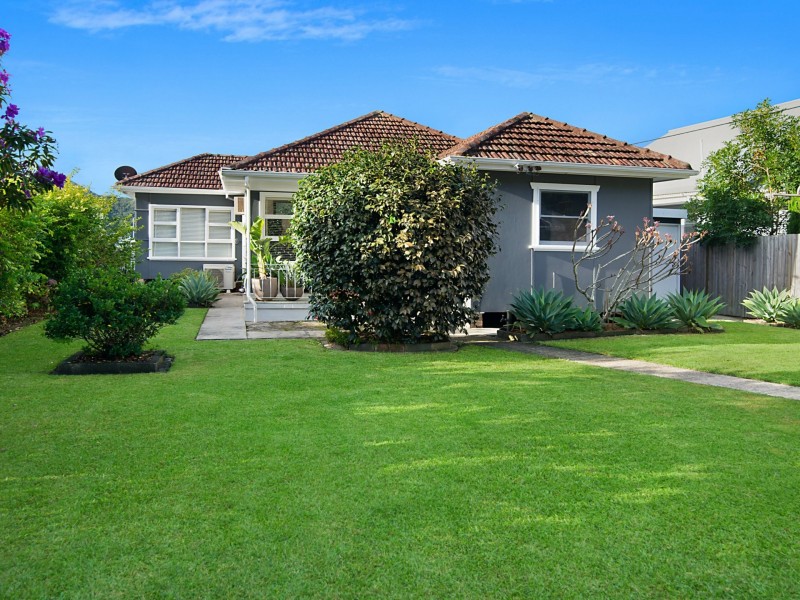 84 Brisbane Water Drive, Koolewong NSW 2256