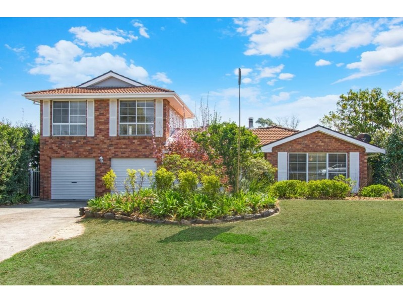 16 Conroy Crescent, Kariong NSW 2250