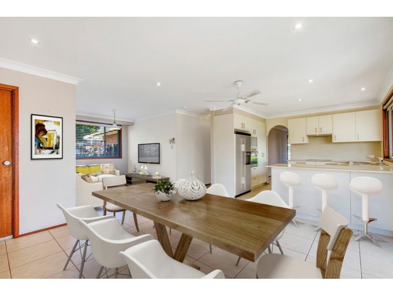 16 Conroy Crescent, Kariong NSW 2250