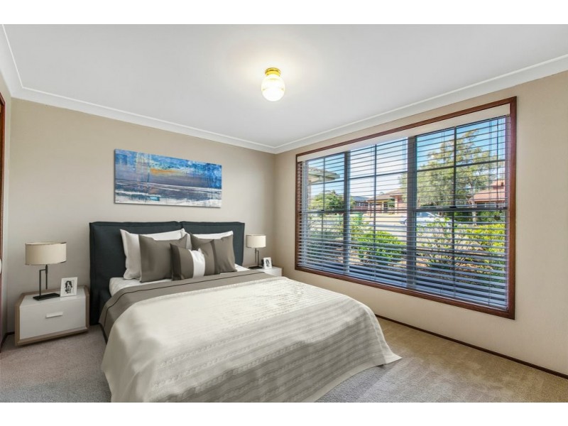 16 Conroy Crescent, Kariong NSW 2250