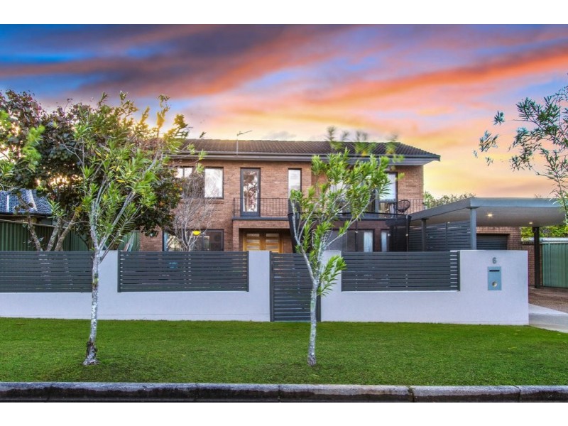 6 Waterside Close, Point Clare NSW 2250