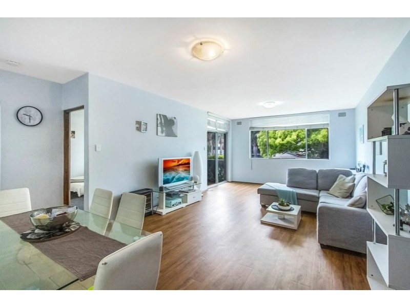 2/39 Masons Pde, Gosford NSW 2250