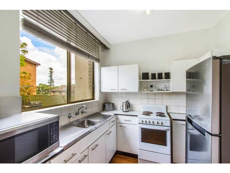 2/39 Masons Pde, Gosford NSW 2250