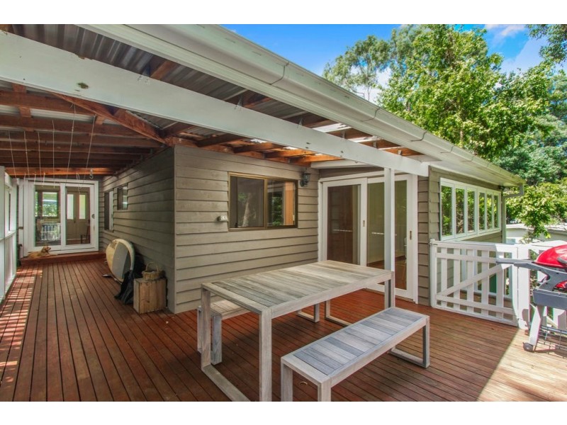 26 Scott Street, Point Clare NSW 2250