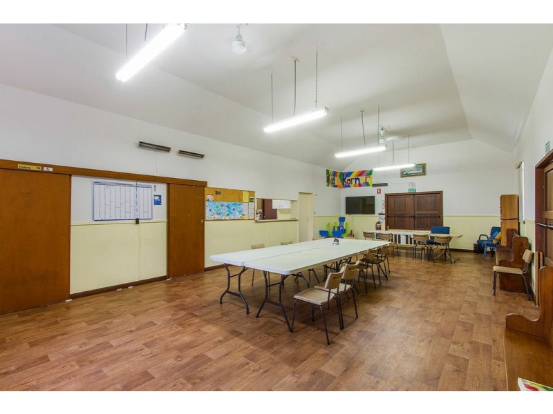 23 Takari Avenue, Point Clare NSW 2250