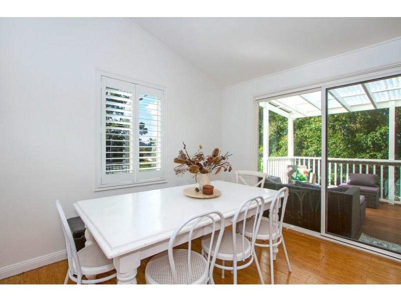 2/156a Brisbane Water Drive, Point Clare NSW 2250