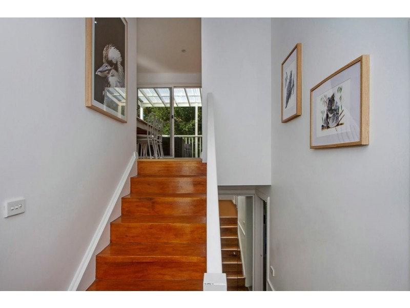 2/156a Brisbane Water Drive, Point Clare NSW 2250