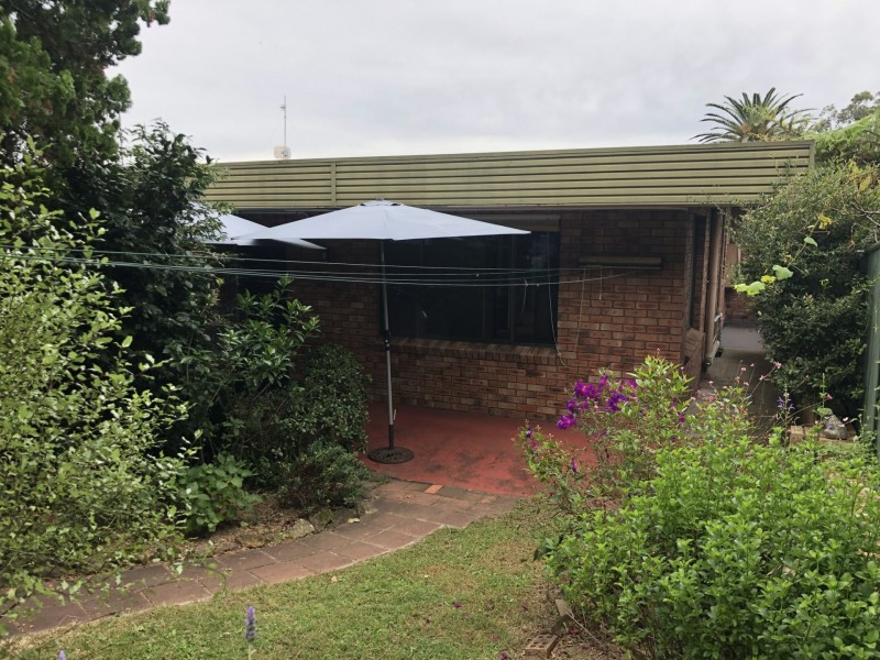 2/41 Brisbane Water Drive, Point Clare NSW 2250