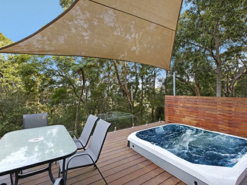30 Penang Street, Point Clare NSW 2250