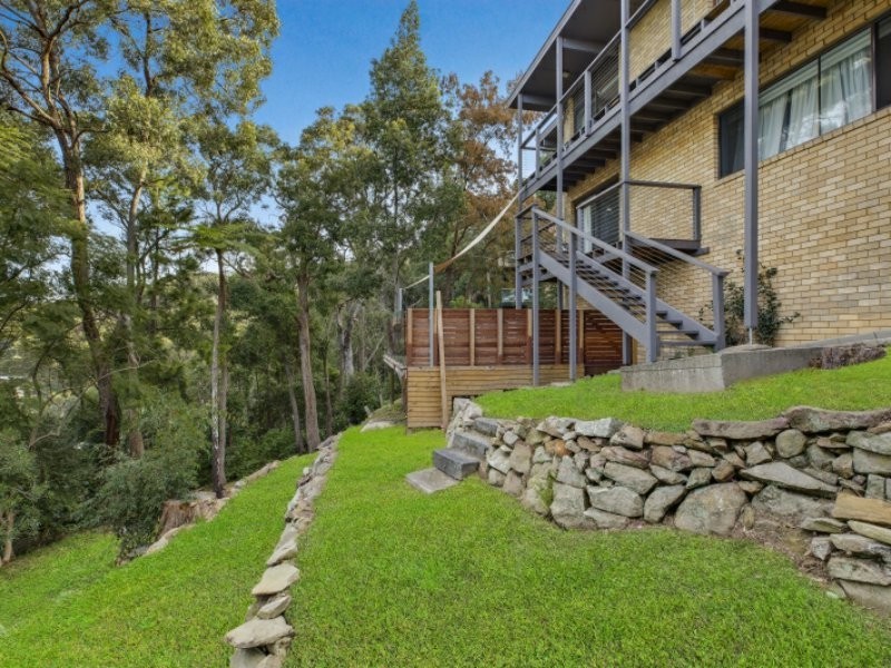 30 Penang Street, Point Clare NSW 2250