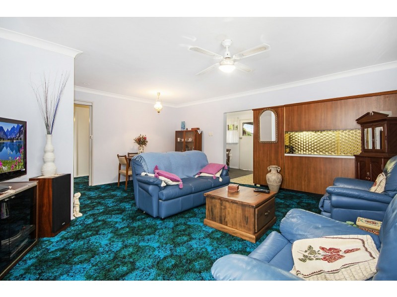 24 Dunban Road, Woy Woy NSW 2256