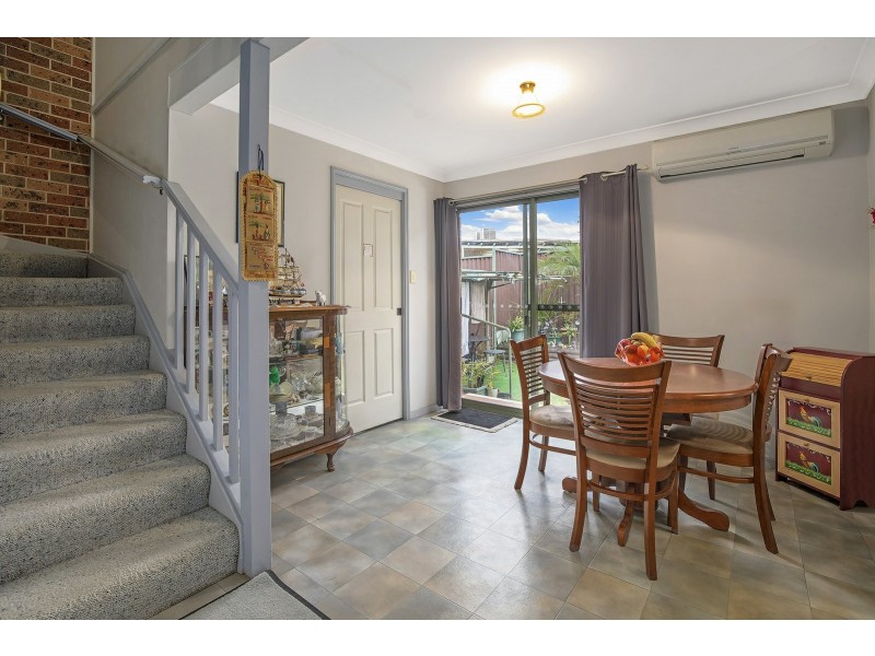 3/3 Henry Kendall Street, West Gosford NSW 2250