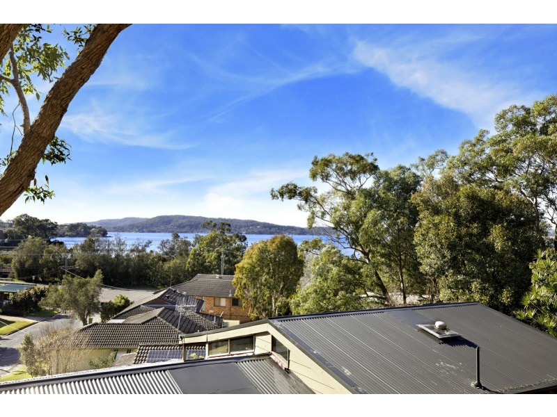 14 The Broadwaters, Tascott NSW 2250