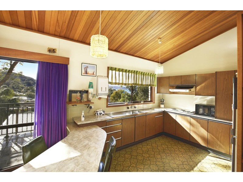 14 The Broadwaters, Tascott NSW 2250