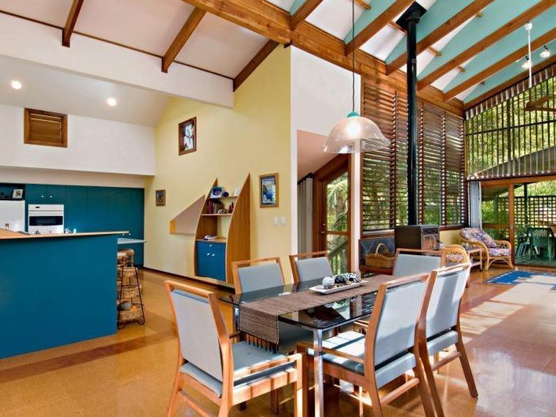 33 Melaleuca Crescent, Tascott NSW 2250