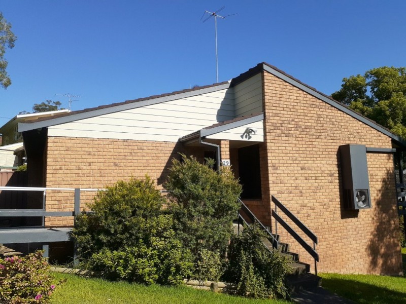 29/31 Fiona Street, Point Clare NSW 2250