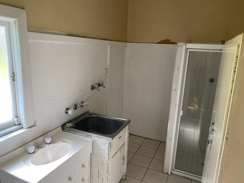 52 Victory Parade, Tascott NSW 2250