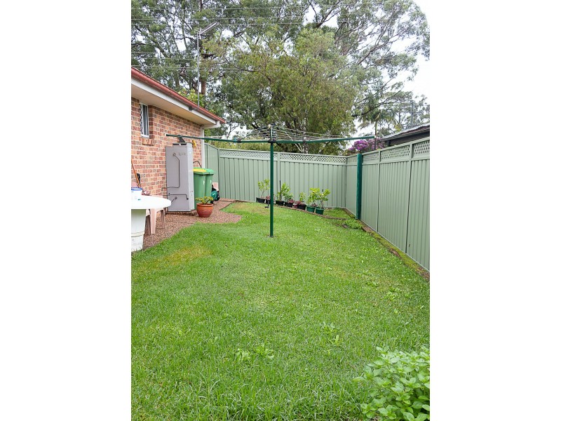 1/30 Arunta Avenue, Kariong NSW 2250