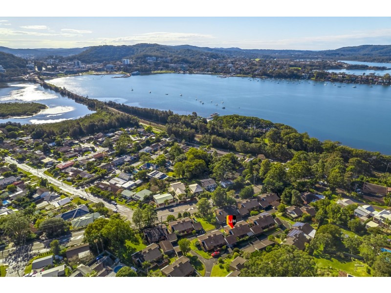 14/31 Fiona Street, Point Clare NSW 2250