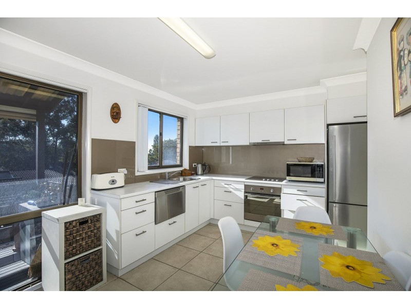 14/31 Fiona Street, Point Clare NSW 2250