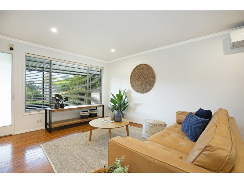 14 Priestley Parade, Point Clare NSW 2250