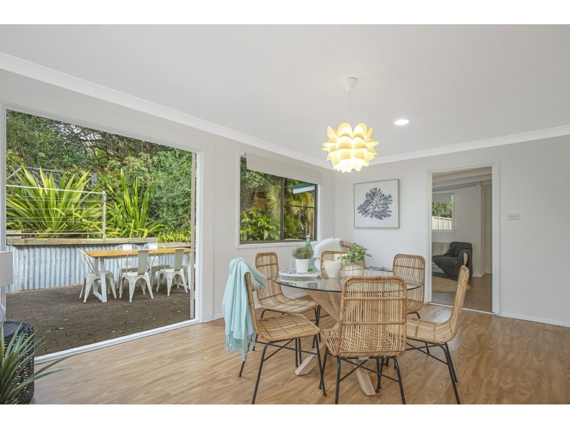 14 Priestley Parade, Point Clare NSW 2250