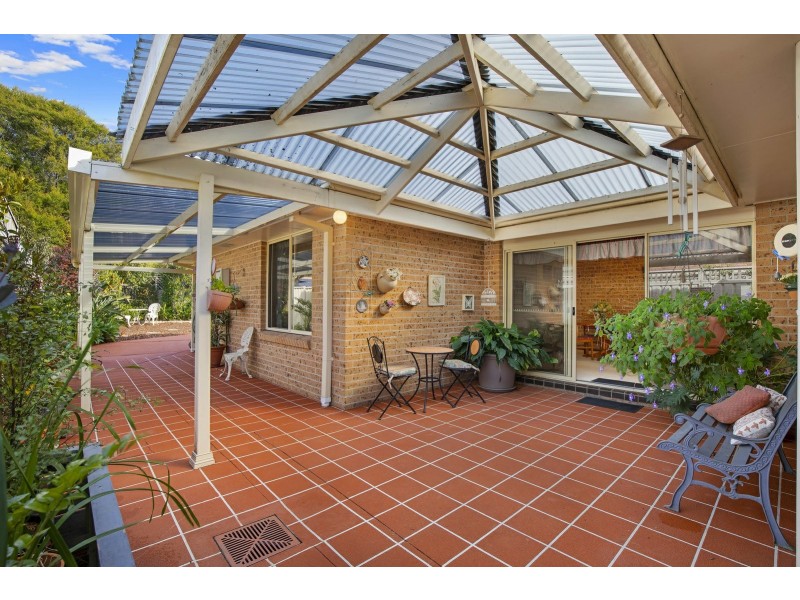 2/6 Donna Close, Lisarow NSW 2250