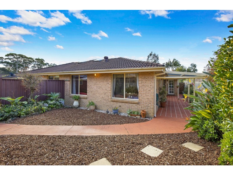 2/6 Donna Close, Lisarow NSW 2250