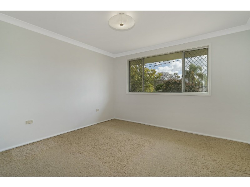 26 Priestley Parade, Point Clare NSW 2250